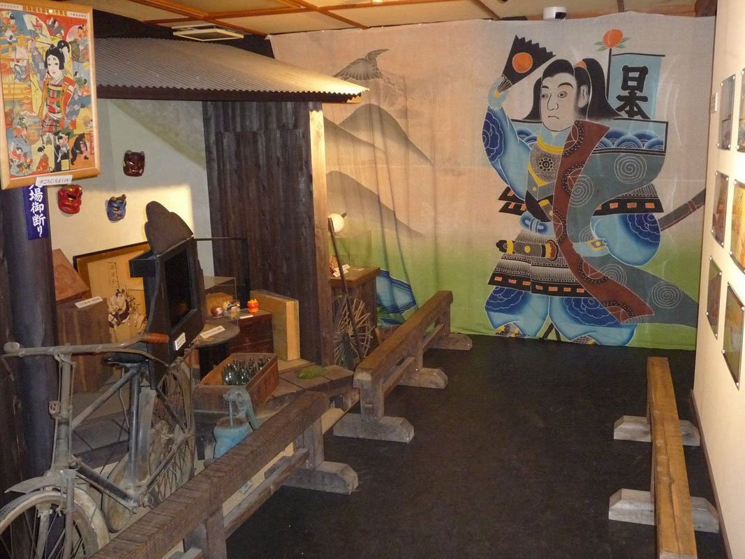 🍑 모모타로의 카라쿠리 박물관 이미지 3